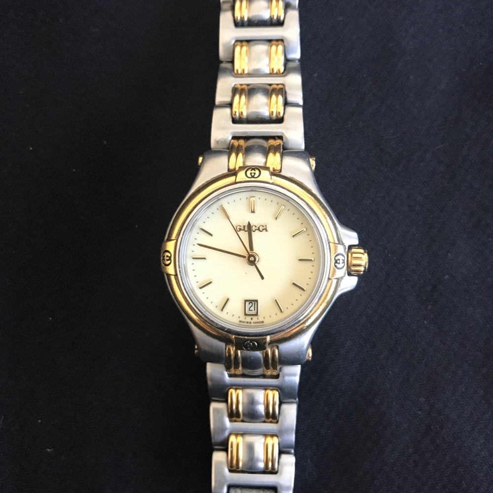 Gucci watch